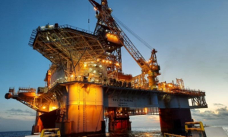 Eni продлила контракт с Ventura Offshore на буровые работы в Индонезии