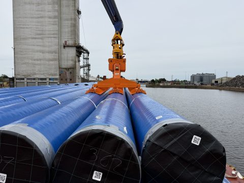 Порт Кинг-Линн получил новое оборудование для обработки грузов