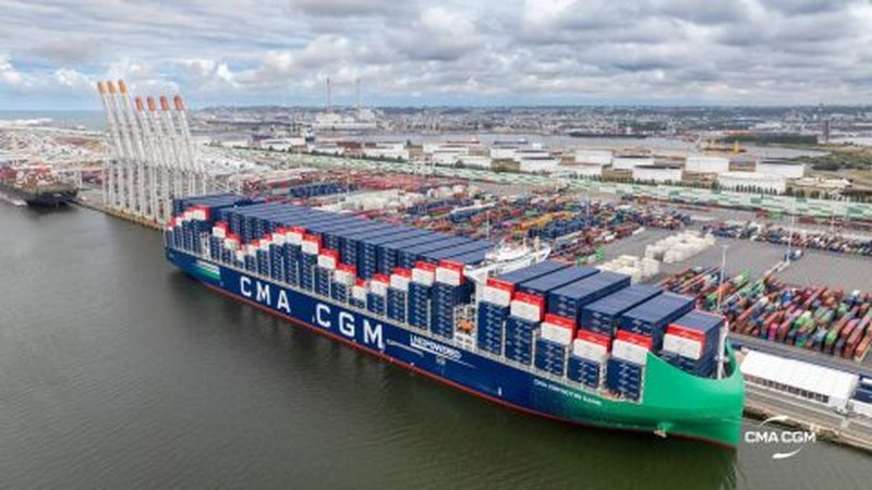 CMA CGM спустила на воду крупнейший контейнеровоз под французским флагом