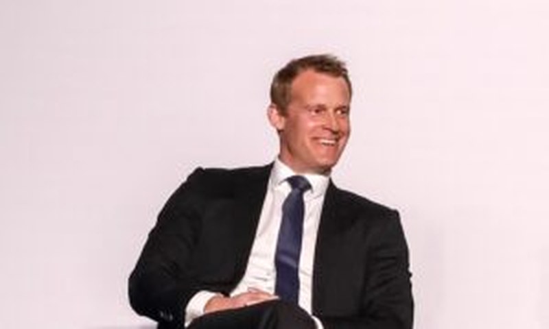 Bruton разделит программу строительства 12 супертанкеров на две компании