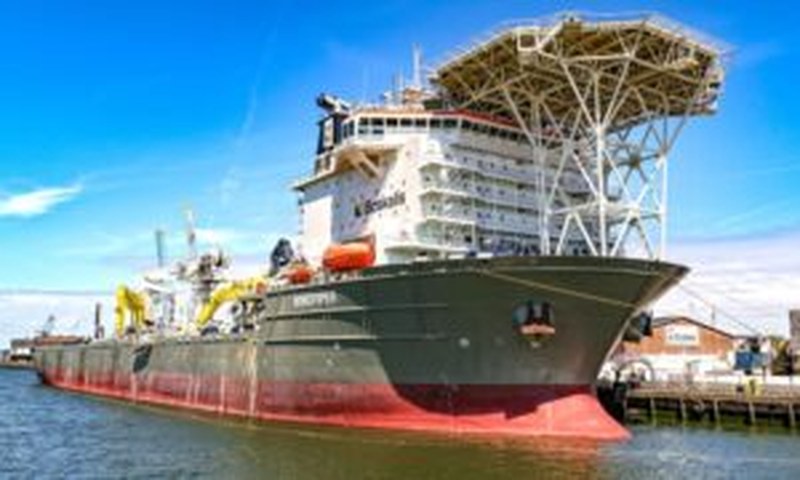 Boskalis ввела в эксплуатацию крупнейшее в мире судно для подводной укладки камня