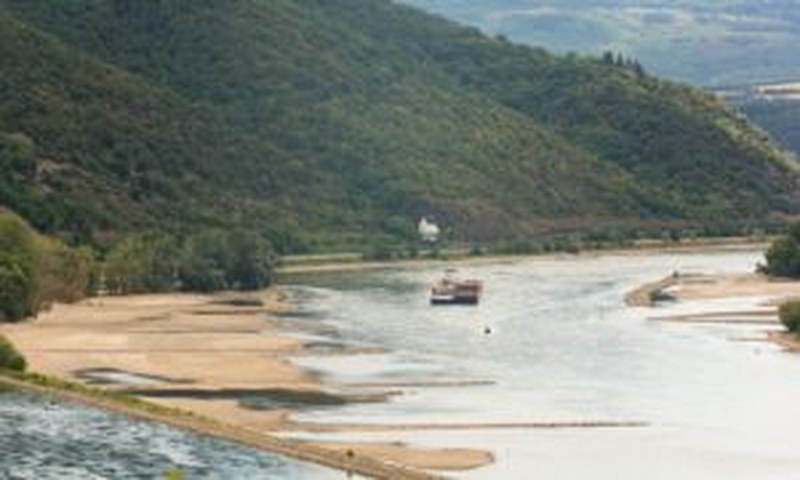 Жара, которую никто не замечает: как экстремальная температура разрушает европейскую судостроительную инфраструктуру